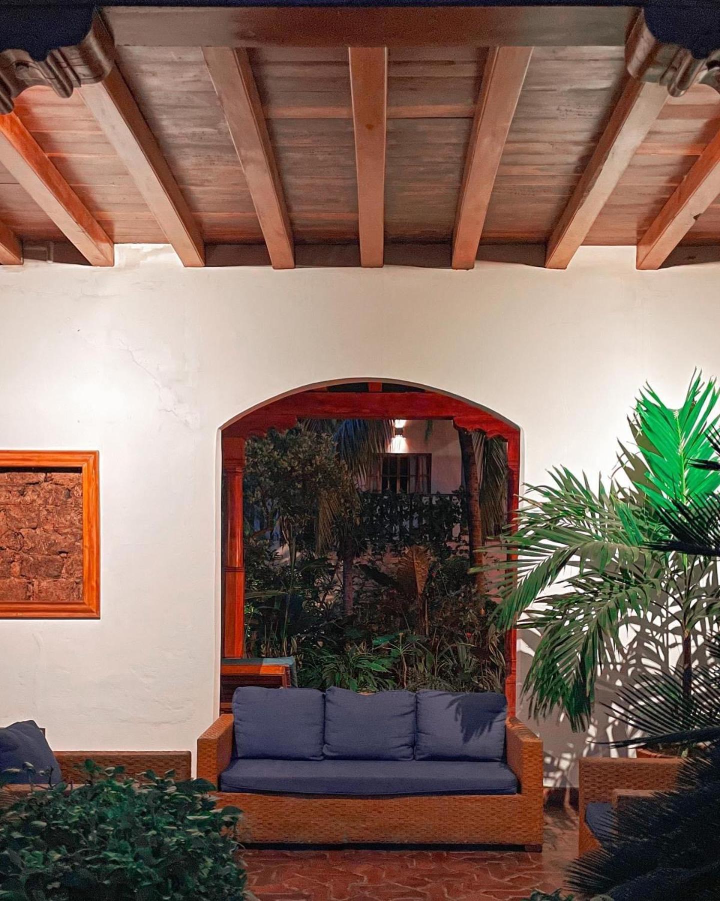 Miss Margrits Bed & Breakfast Granada Bagian luar foto