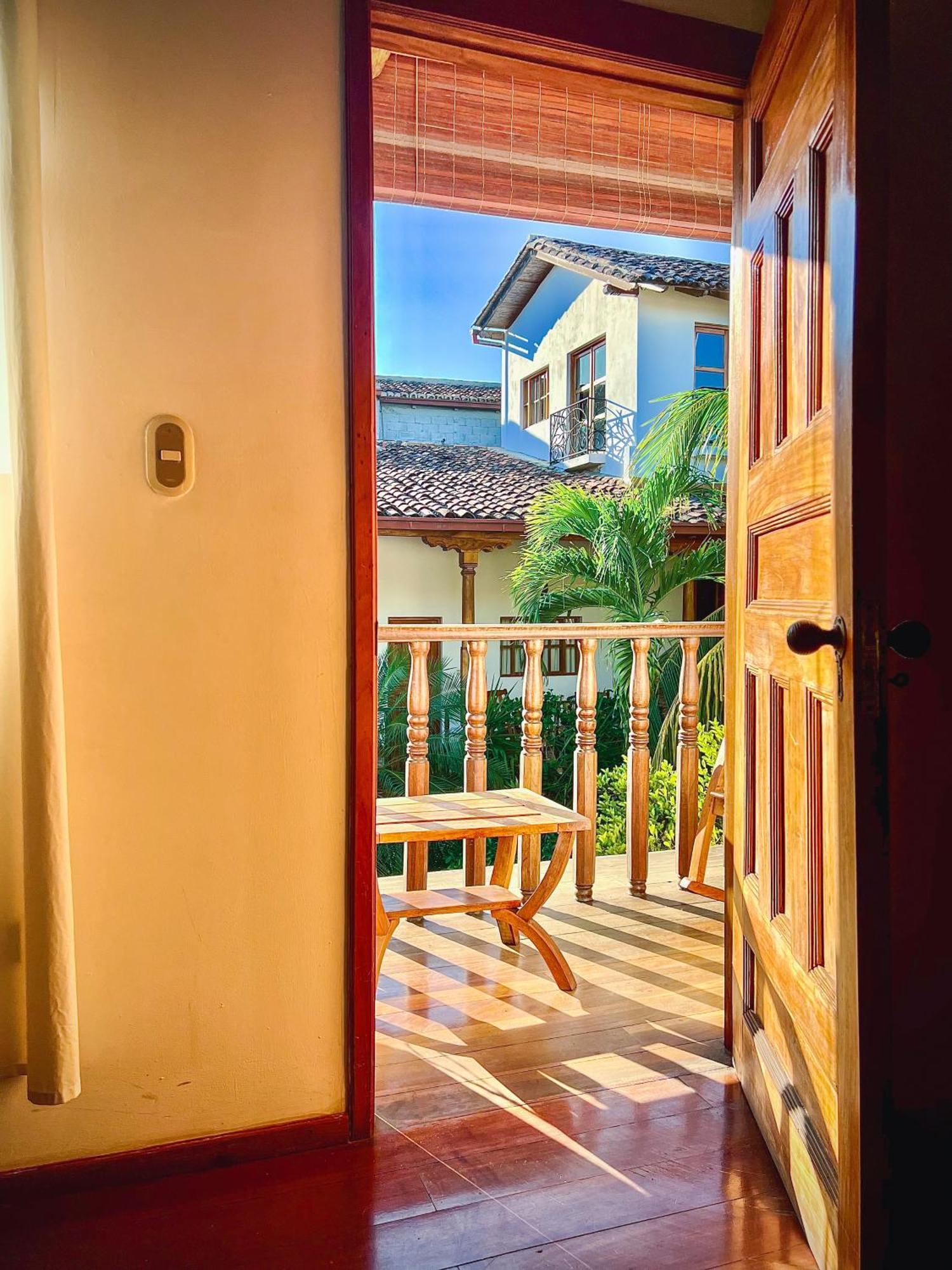 Miss Margrits Bed & Breakfast Granada Bagian luar foto